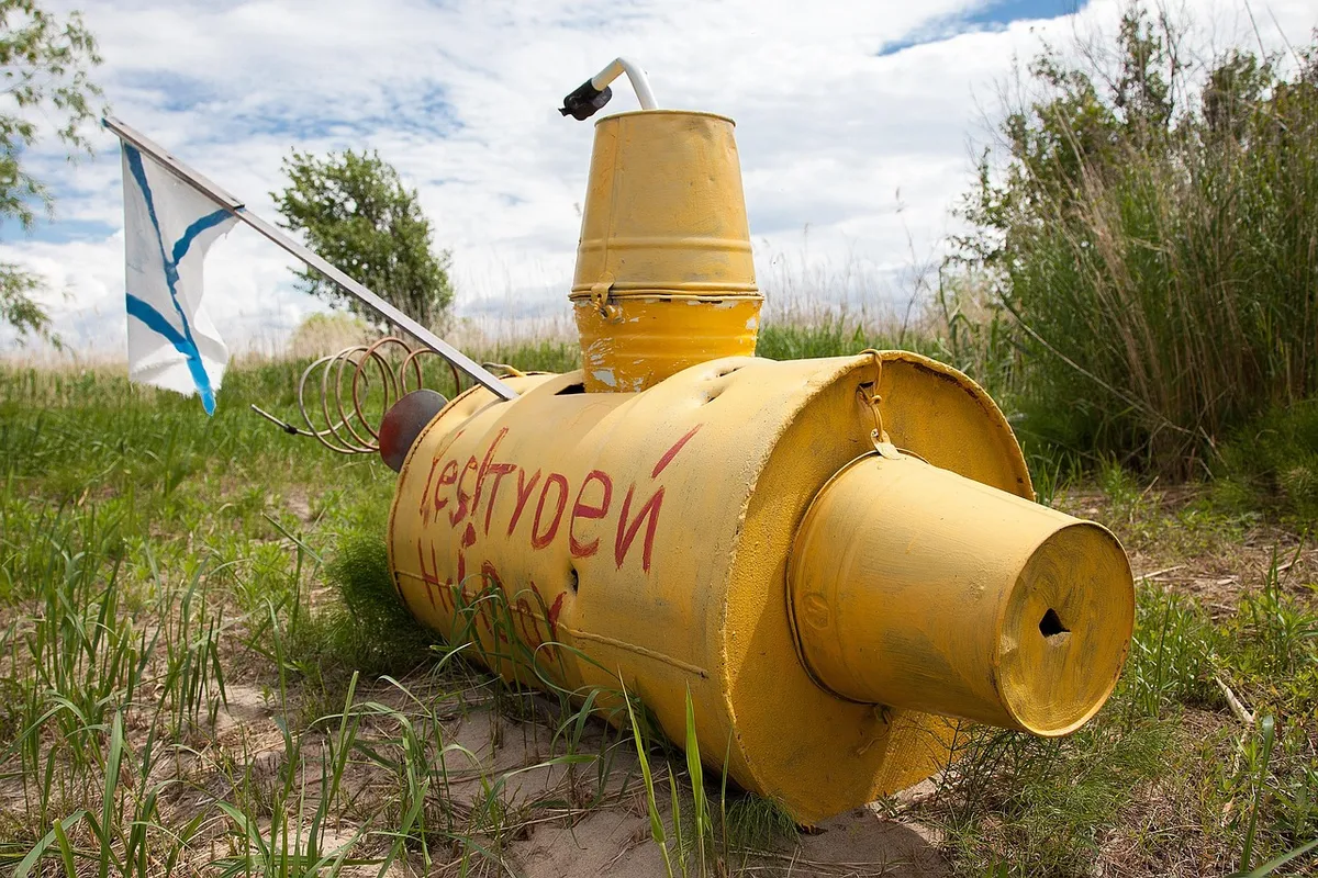 april fool's day, humor, joke, entertainment, laughter, yellow submarine